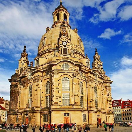 Schones Zimmer Naher Bahnhof Neustadt Dresden Zentral Wlan Экстерьер фото